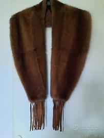Stola elegante in pelliccia