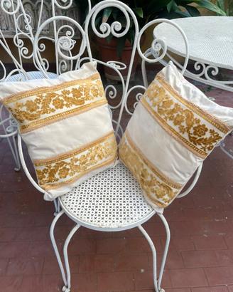 Coppia cuscini vintage