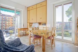 2 LOCALI IN BUONE CONDIZIONI