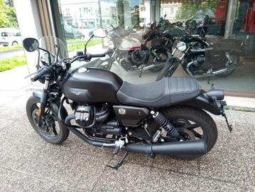 Moto Guzzi V7 IV - 2021