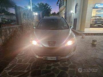 Peugeot 308 2.0 HDi 5p. Féline