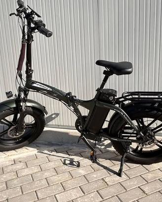 BICI ELETTRICA PIEGHEVOLE + ACCELLERATORE