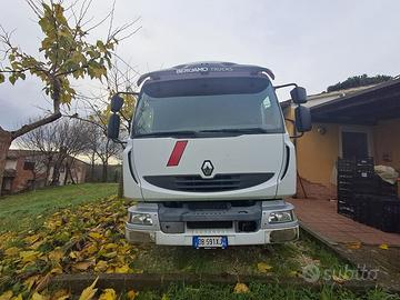 Camion Renault midlum 180 dci