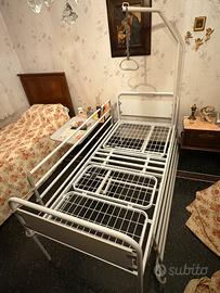 Letto ospedaliero elettrico