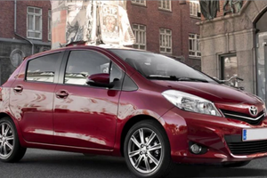 Toyota Yaris Style 1.3 16v