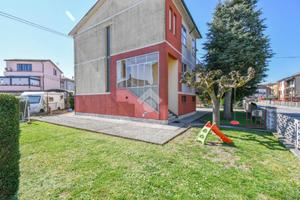 4 LOCALI A POGGIO RENATICO
