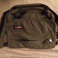 borsa tracolla EASTPAK