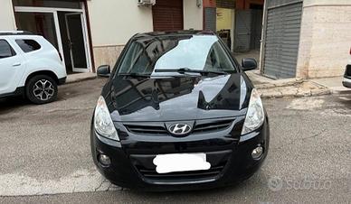 hyunday i 20 