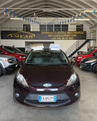 Ford Fiesta 1.4 5 porte Bz.- GPL Titanium