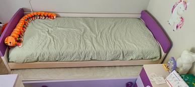 Letto doppio bambina con 2 materassi e  comodino