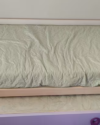 Letto doppio bambina con 2 materassi e  comodino