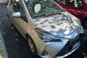 TOYOTA Yaris 1.5 Hybrid 5 porte Active