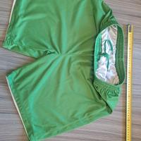 pantaloncini verdi