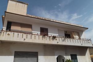Casa indipendente in Via Anselmi, Avola