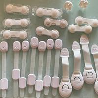 Set sicurezza bambini per casa, mai usato.