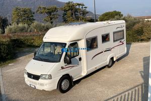 Rapidò 787F camper semintegrale 4 posti portamoto