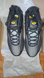 NIKE AirMax Plus III