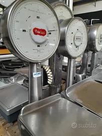 bilancia berkel da 5 kg ,e altra da 15 kg.