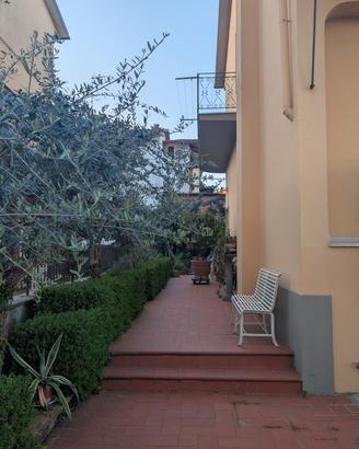 vendiamo appartamento 