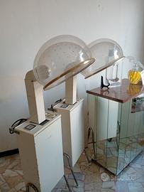 due caschi Space Age Helen Curtis anni 60