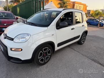 Fiat Panda 1.0 FireFly S&S Hybrid City Cross