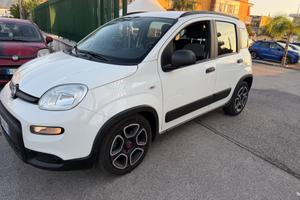 Fiat Panda 1.0 FireFly S&S Hybrid City Cross