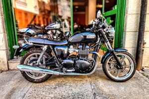 Triumph Bonneville SE 865 - Garantita e Finanziabi