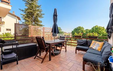 AMPIO TRILOCALE CON TERRAZZO VIVIBILE E GARAGE
