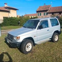 mitsubishi pajero glx