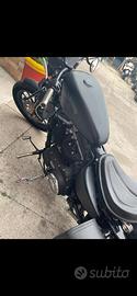Harley-Davidson Iron 883 Bobber Custom