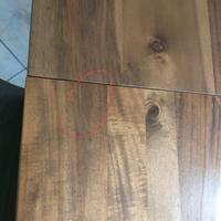 Tavolo in legno massello