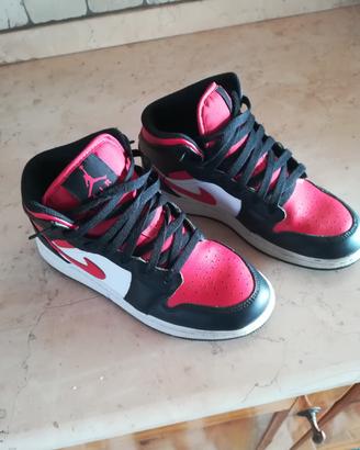 Scarpe Jordan 
