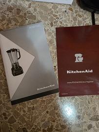 Frullatore KitchenAid nero, modello 5KSB1585.
