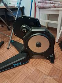 Rllo interattivo garmin tacx flux 2 smart