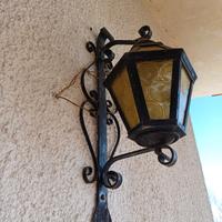 lampade a muro e lampadario