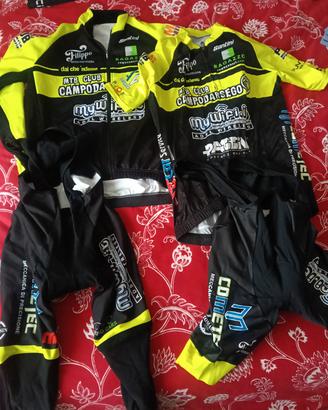 vestiario ekoi e santini