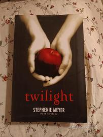 Twilight. Stephanie Meyer
