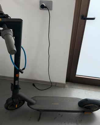 Monopattino max g30e II