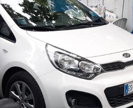 KIA Rio 1ª serie - 2014