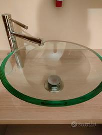 Lavandino in vetro 40cm con rubinetto.