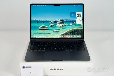 Macbook Air M2 anno 2022 8 Gb ram 256 Gb hd garanz
