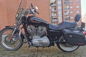 Harley Davidson Sportster Custom 883