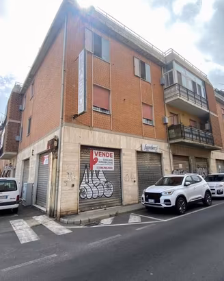 Immobile di 99 m² con 1 locale a Cagliari