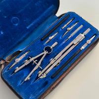 Compasso vintage Olympic con astuccio in pelle