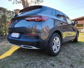 Opel grandland x1.200 130cv