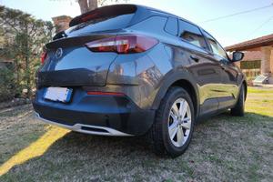 Opel grandland x1.200 130cv