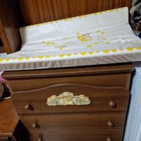 Lettino con fasciatoio