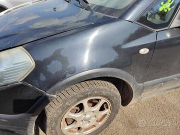 Parafango sinistro FIAT SEDICI del 2010