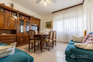 4 LOCALI A TORRE BOLDONE