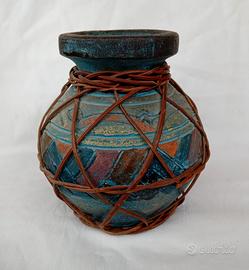 vaso vintage terracotta intrecciato con vimini